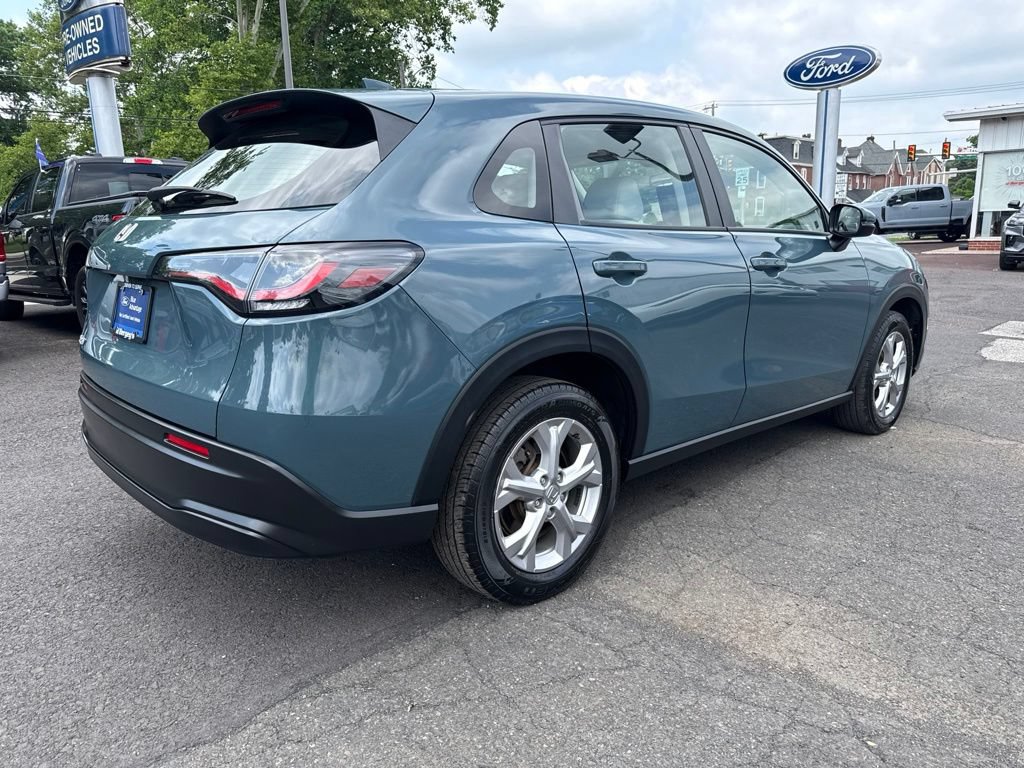 Used 2023 Honda HR-V LX image 4