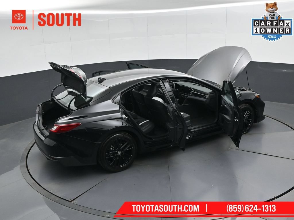 Used 2026 Toyota Camry SE FWD image 49