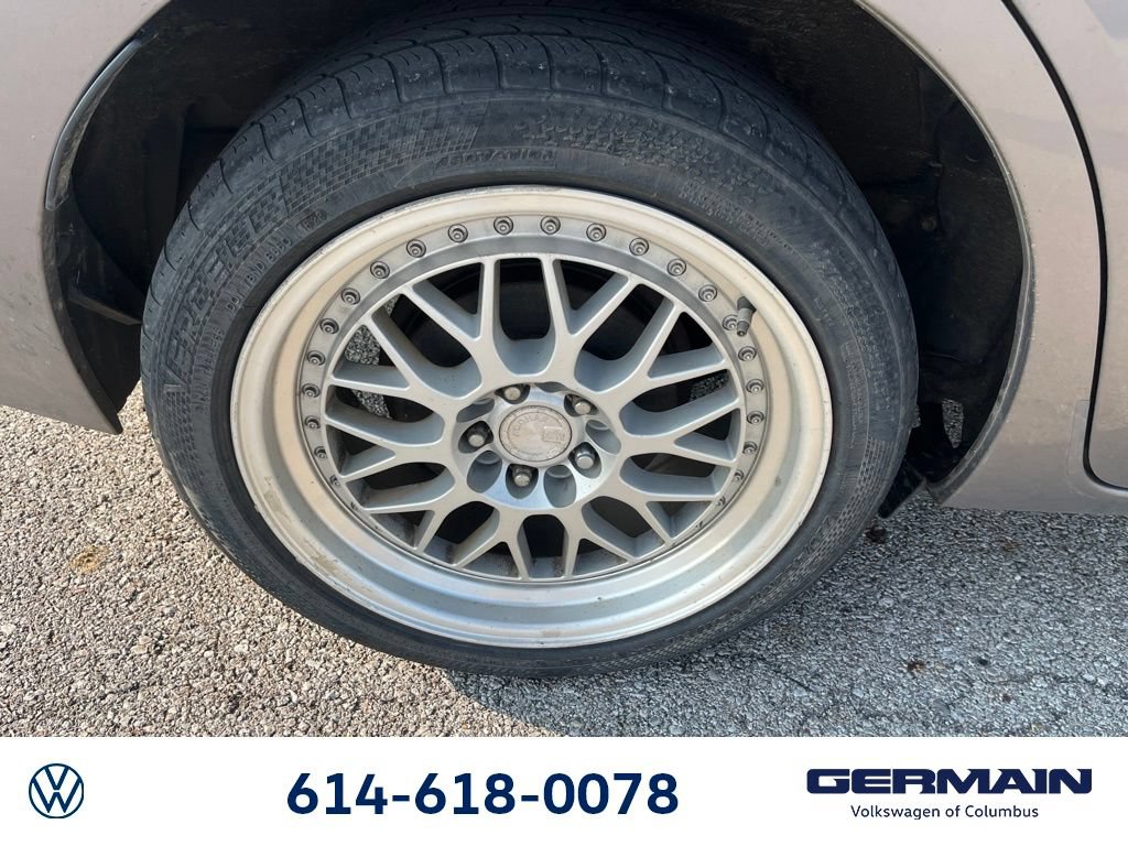 Used 2016 Toyota Corolla LE FWD image 14