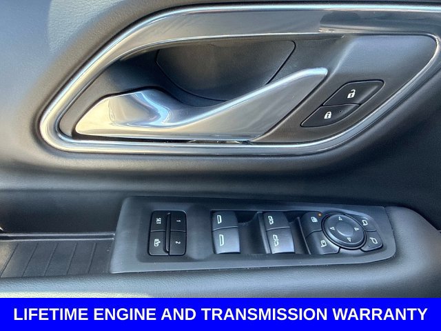 Used 2024 Chevrolet Tahoe LT w/ Luxury Package RWD image 20