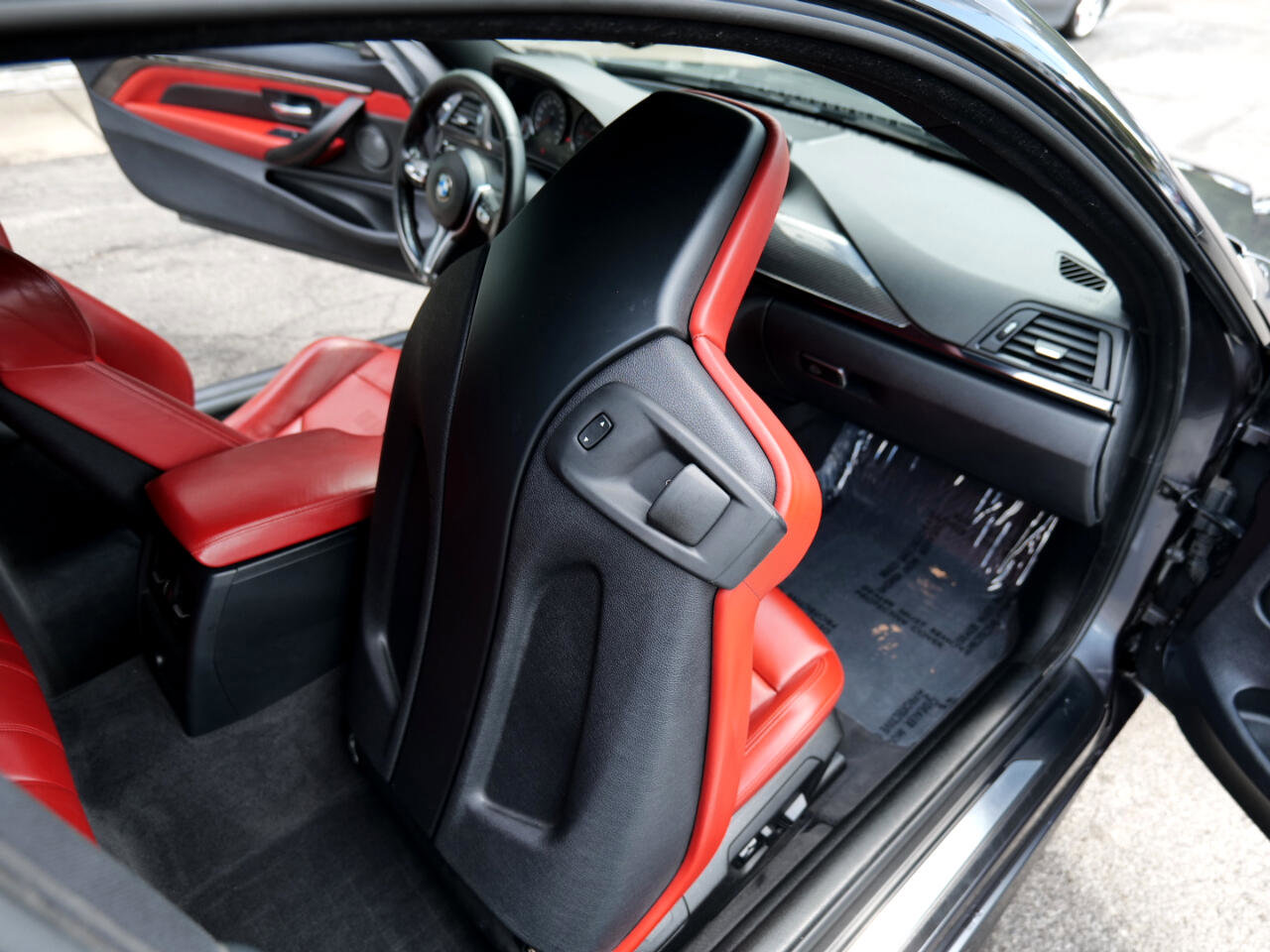 Used 2015 BMW M4 Coupe image 45