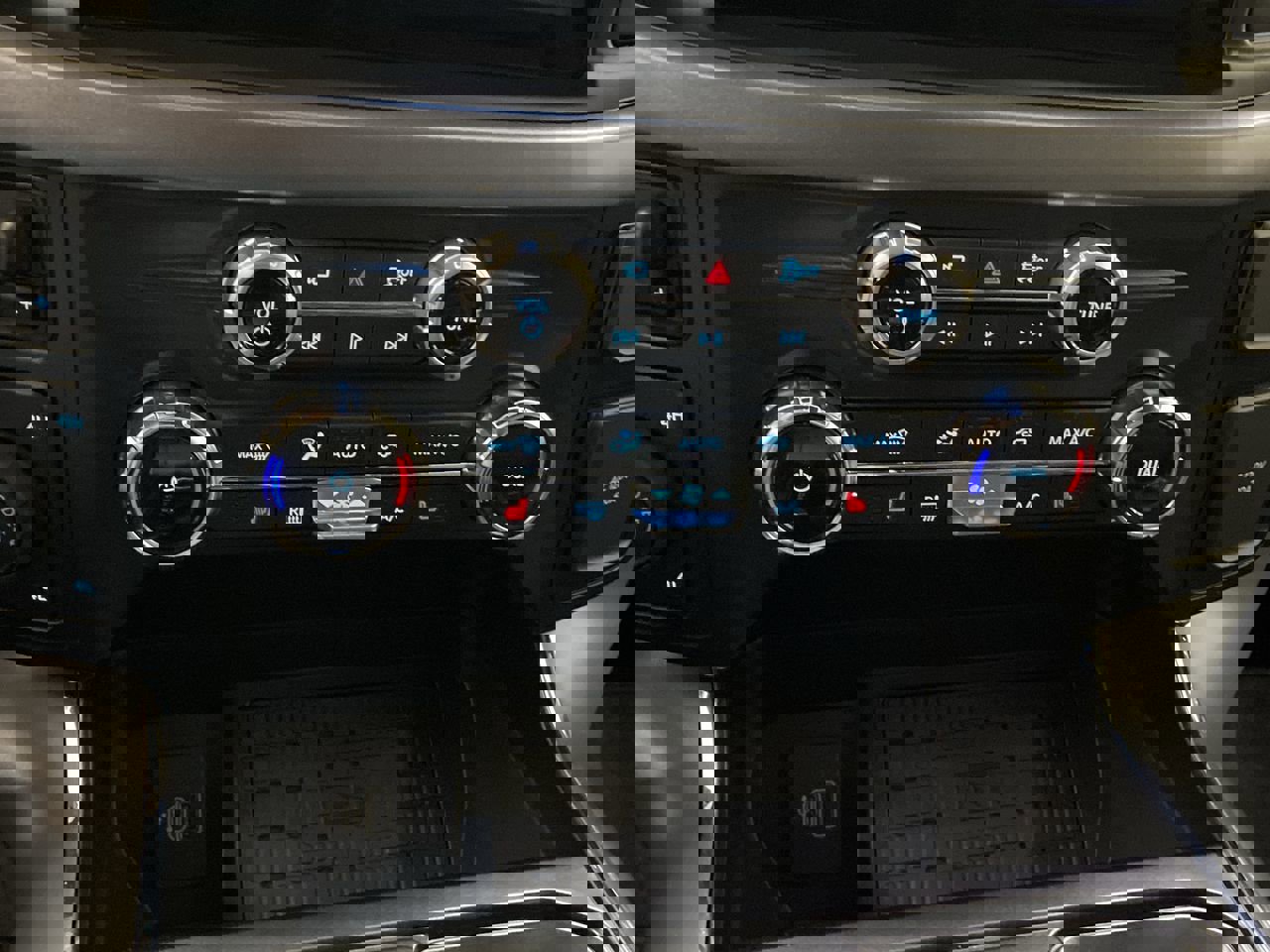 New 2025 Ford F150 XLT w/ Equipment Group 302A MID image 20