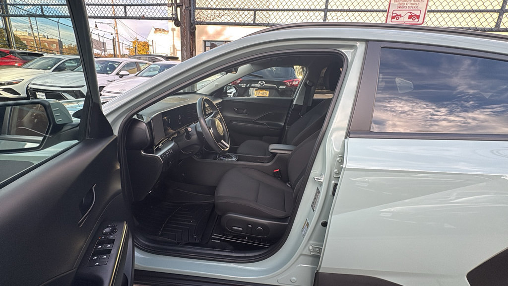 Used 2024 Hyundai Kona SEL AWD/4WD image 12