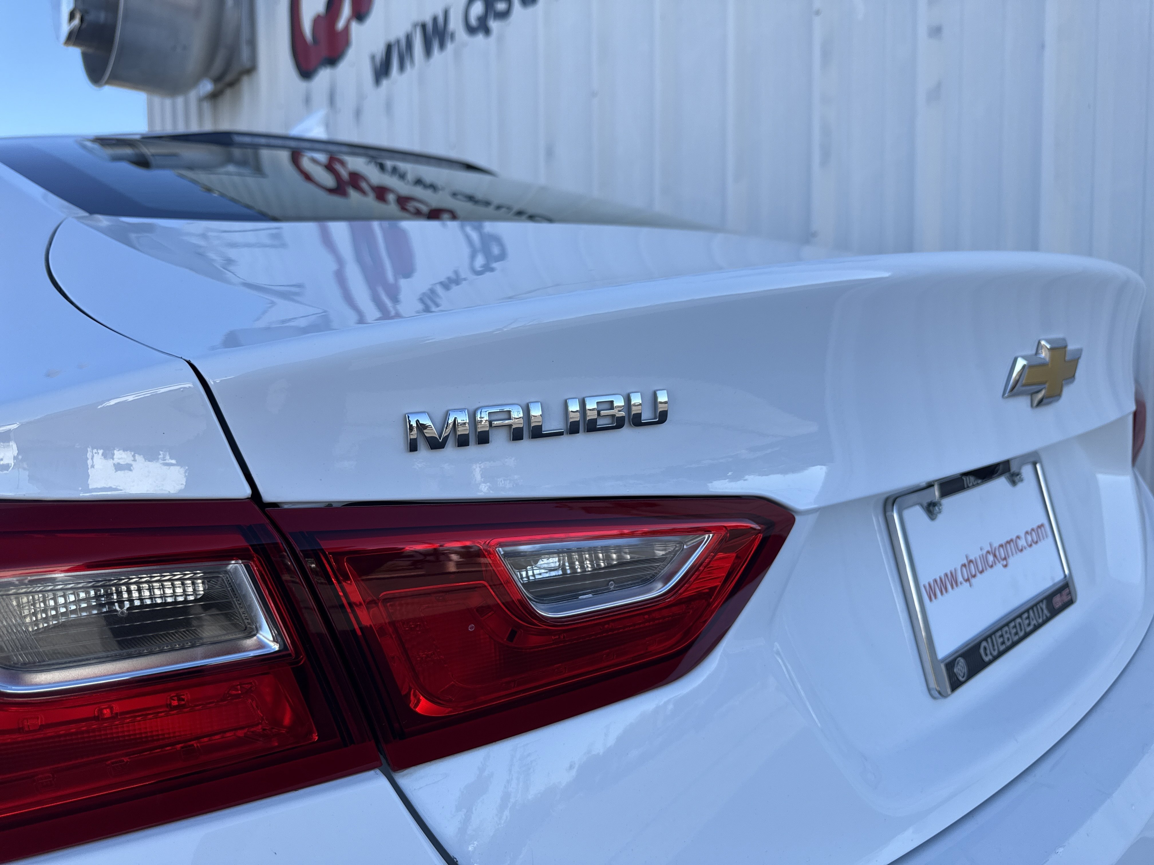 Used 2023 Chevrolet Malibu LT image 9