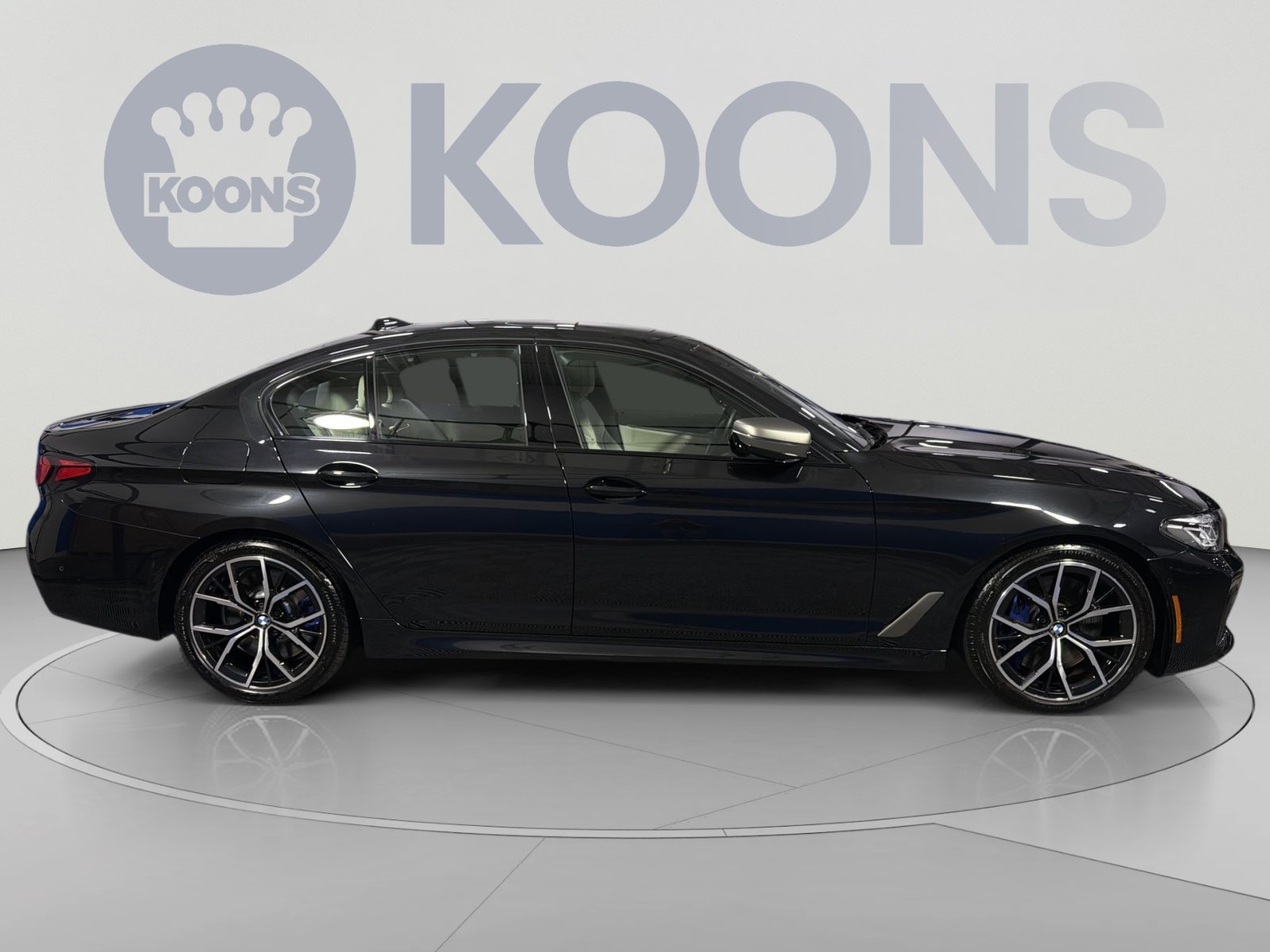 Used 2023 BMW M550i xDrive AWD/4WD image 8