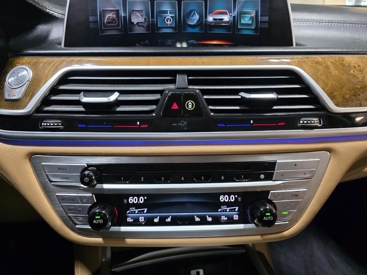 Used 2017 BMW 740i xDrive image 36