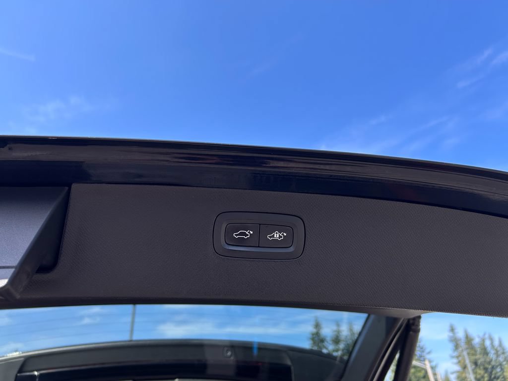Used 2019 Volvo XC90 T8 Inscription w/ Luxury Package AWD/4WD image 24