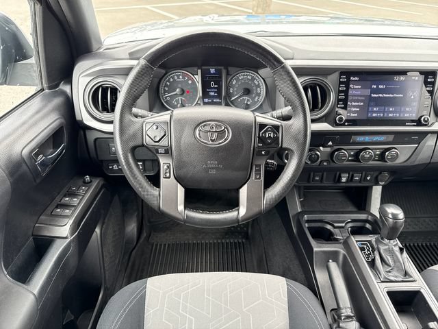 Used 2021 Toyota Tacoma TRD Off-Road AWD/4WD image 25