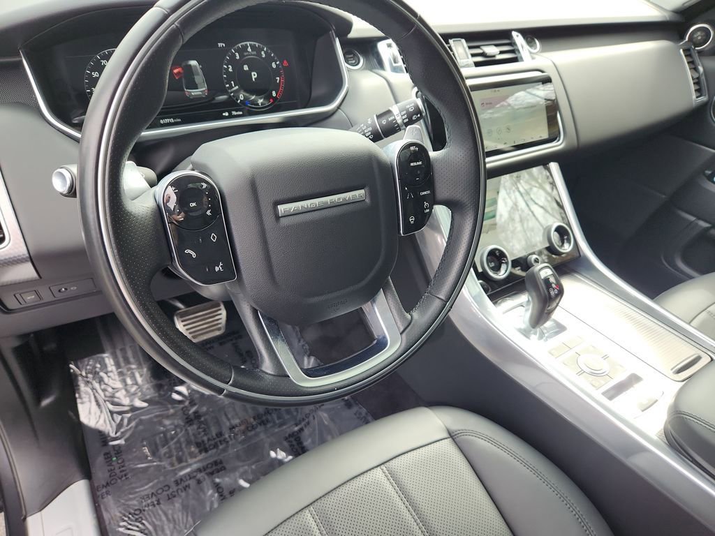 Used 2022 Land Rover Range Rover Sport HSE Dynamic image 15