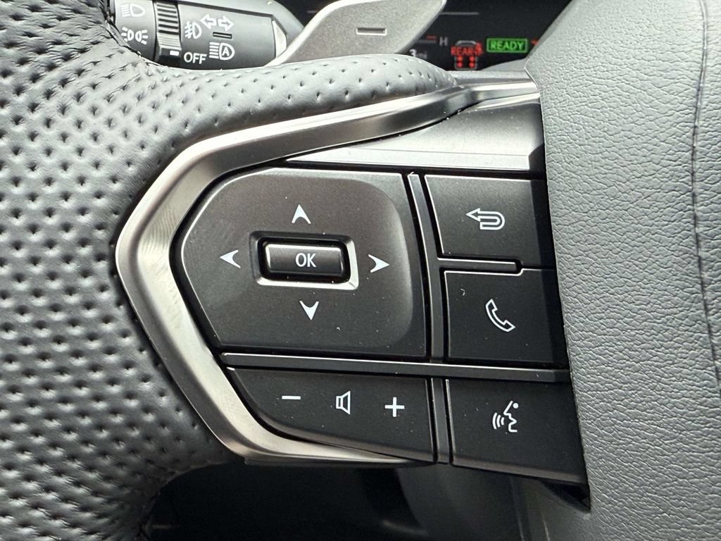 New 2026 Lexus TX 500h AWD image 17