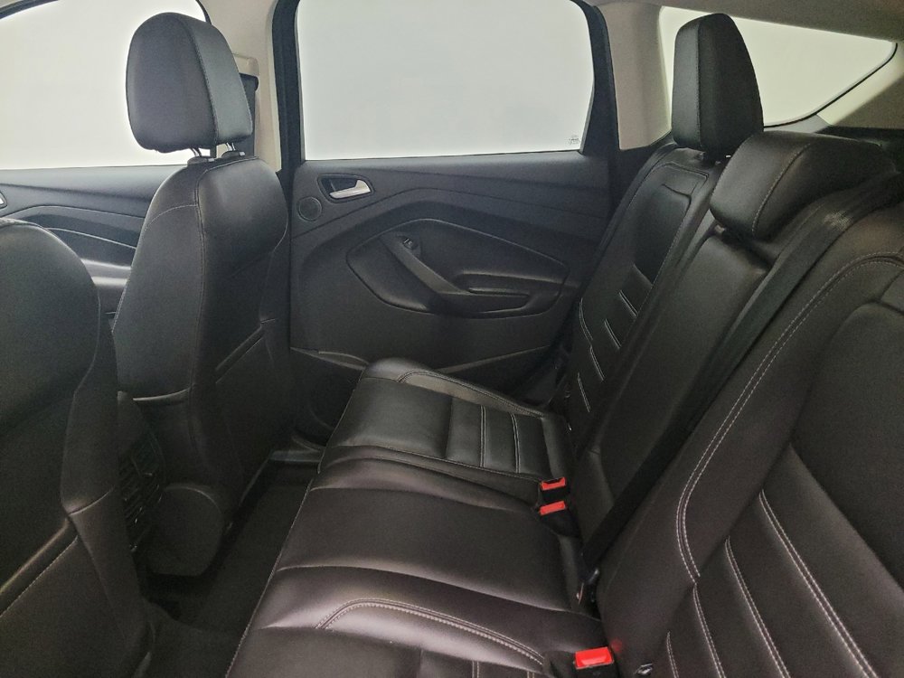 Used 2017 Ford Escape SE w/ SE Leather Comfort Package image 18