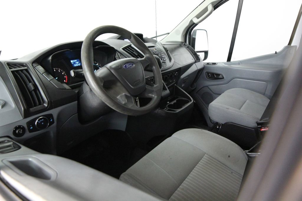 Used 2016 Ford Transit 150 130 Low Roof RWD image 6