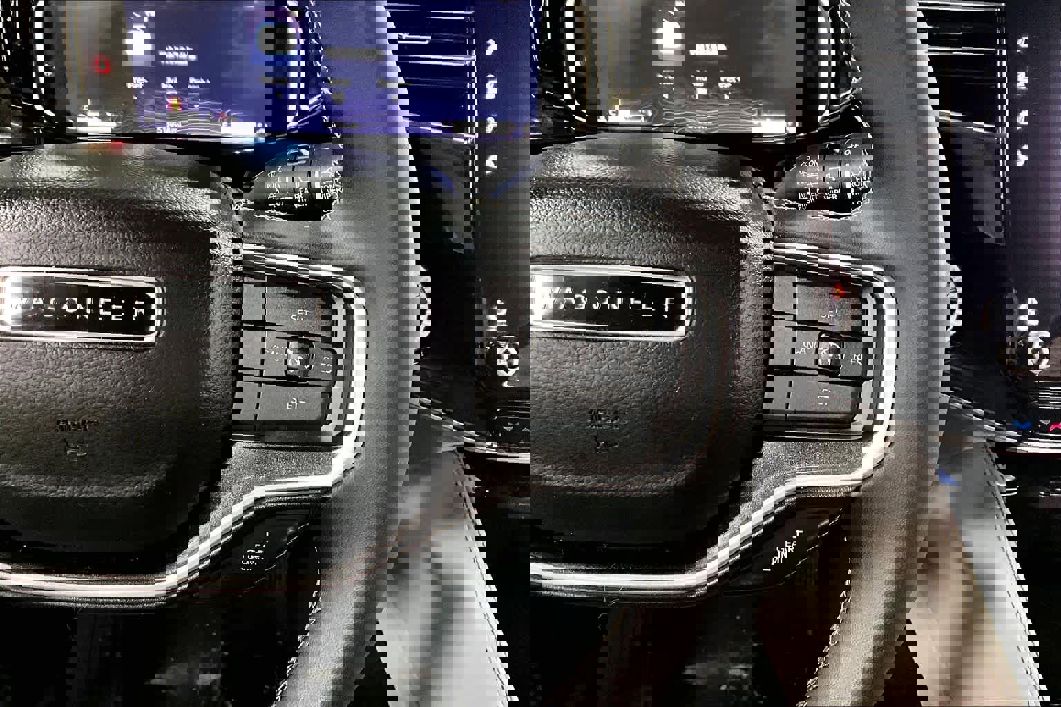 Used 2022 Jeep Wagoneer Series I w/ Premium Group I image 25