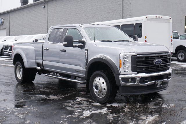 Used 2023 Ford F450 XL w/ Snow Plow/Camper Package image 5