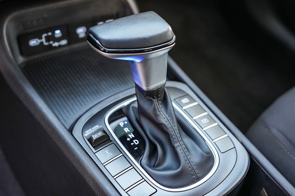 Used 2025 Hyundai Kona SEL AWD/4WD image 19