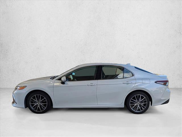 Used 2023 Toyota Camry XLE w/ Cold Weather Package image 9