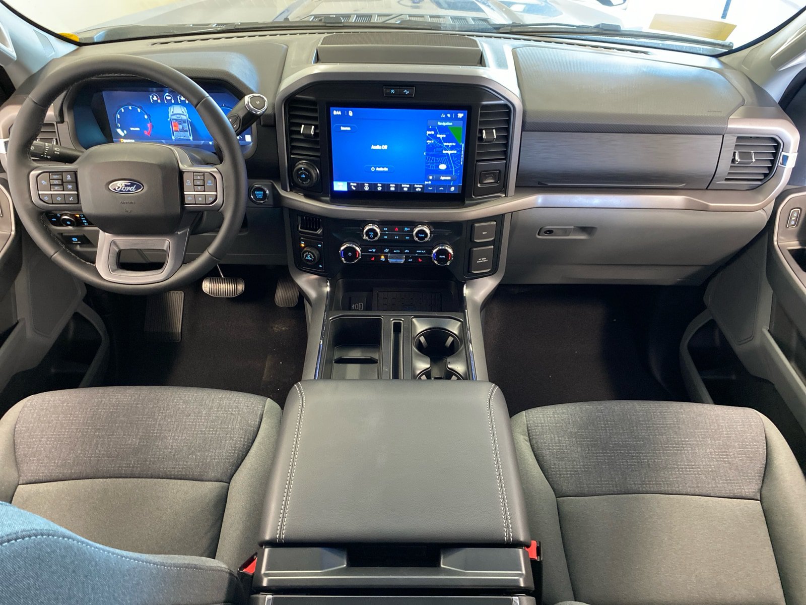 New 2026 Ford F150 XLT w/ Equipment Group 302A MID AWD/4WD image 10