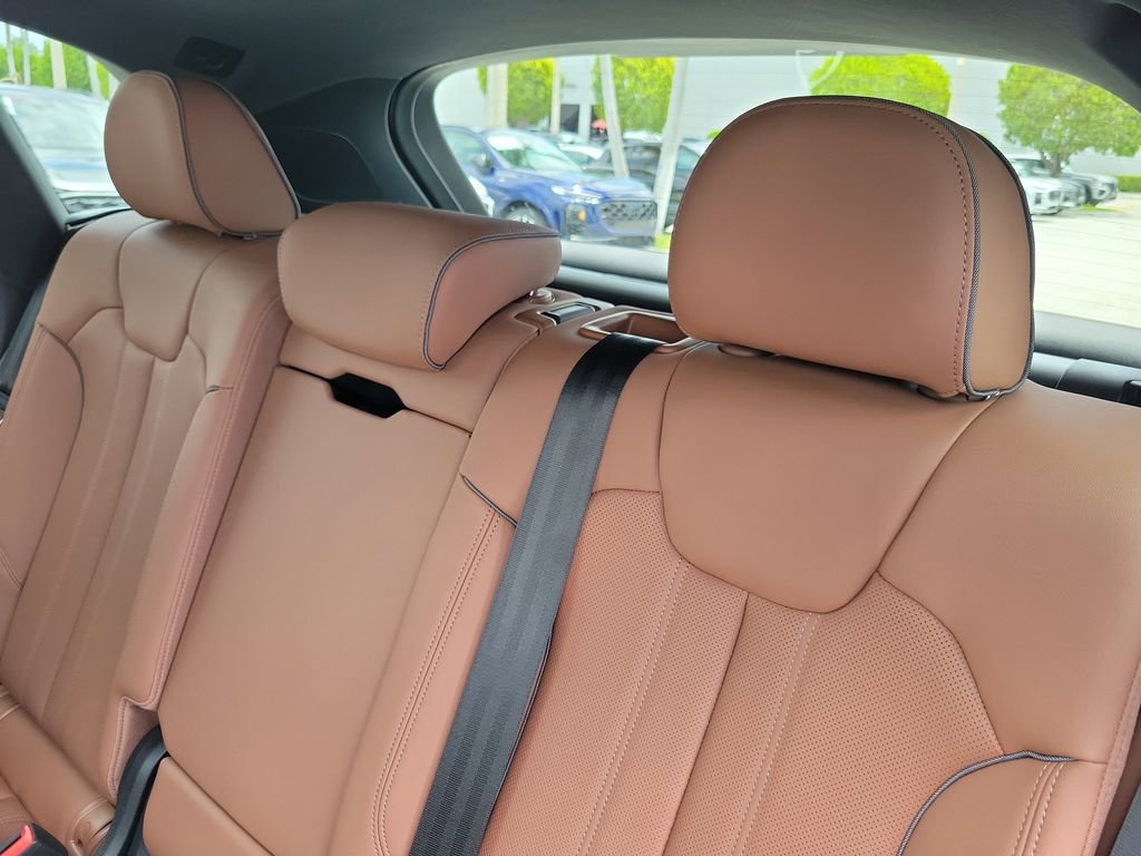 Certified 2023 Audi Q5 e Prestige w/ Prestige Package AWD/4WD image 27