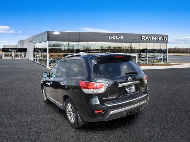 Used 2016 Nissan Pathfinder SL w/ SL Premium Package AWD/4WD image 5