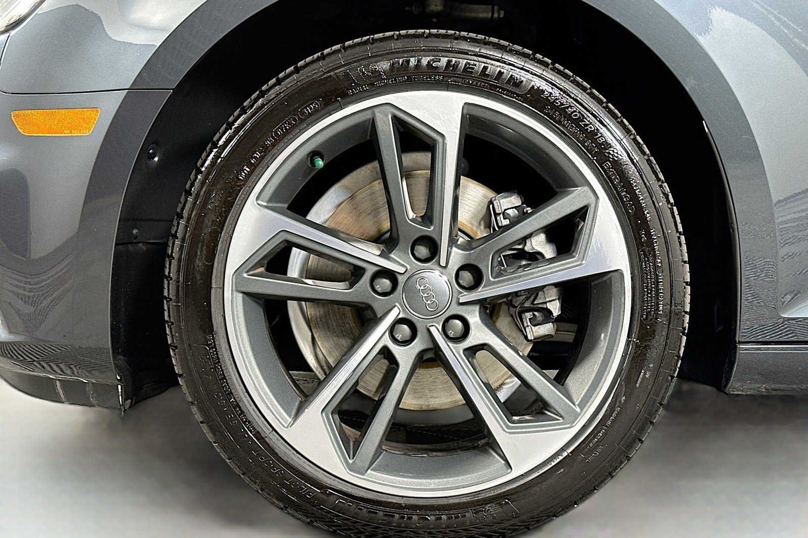 Used 2019 Audi A4 2.0T Premium FWD image 11