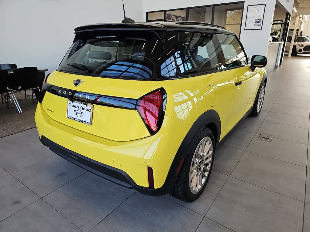 Certified 2025 MINI Cooper S image 3