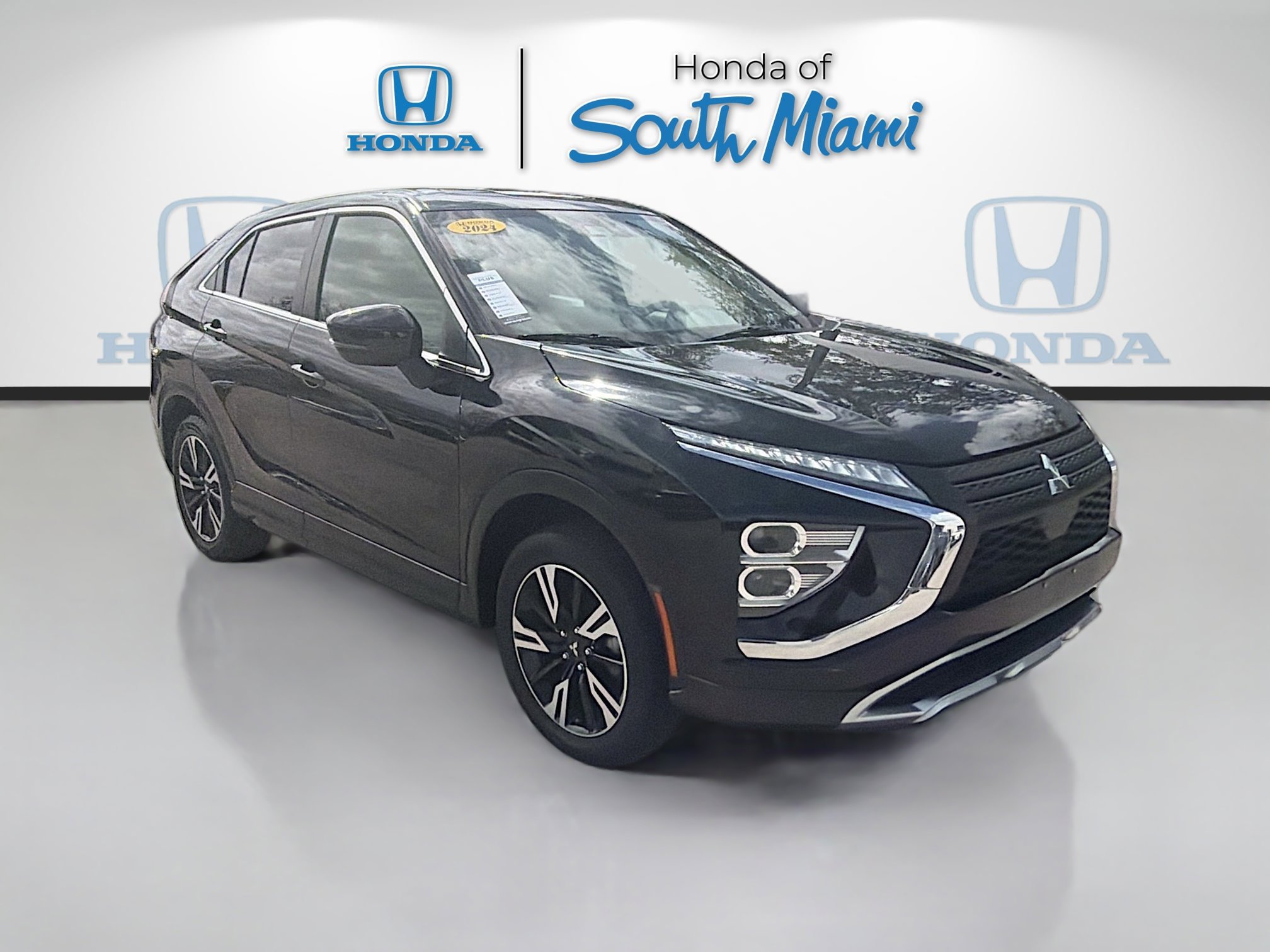 Used 2024 Mitsubishi Eclipse Cross SE image 1