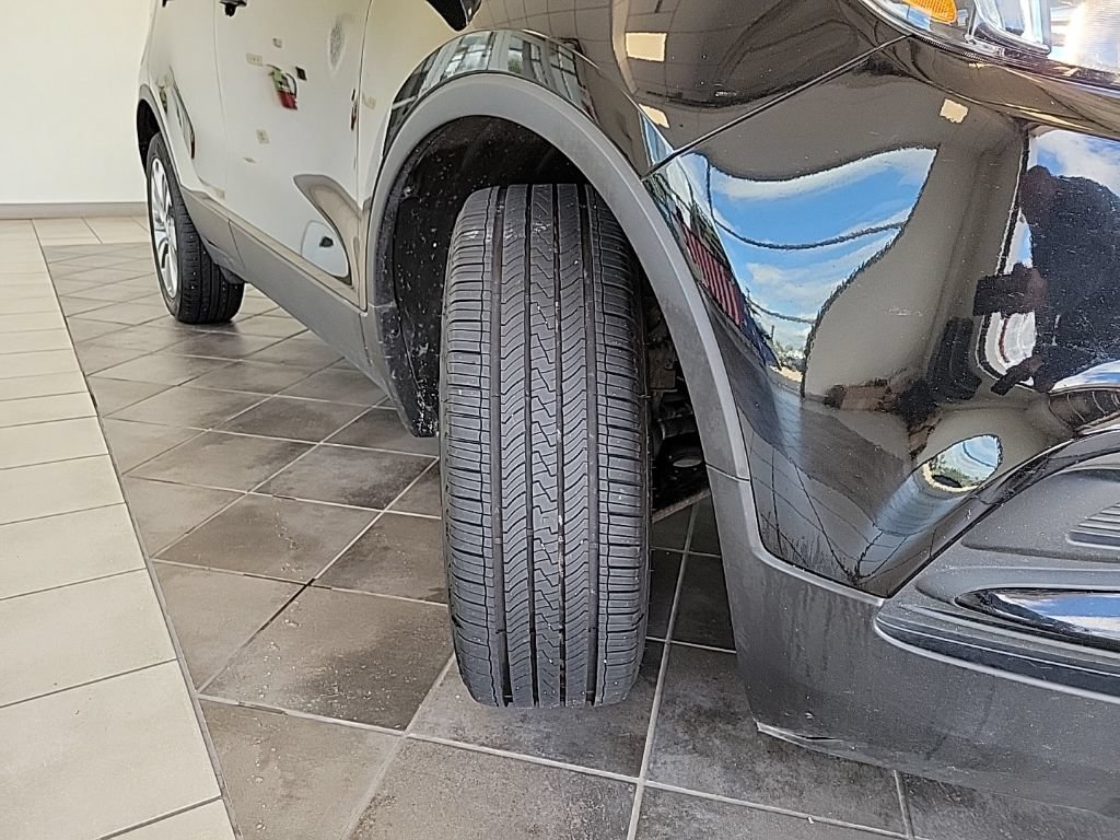 Used 2020 Buick Encore Preferred w/ Safety Package FWD image 16
