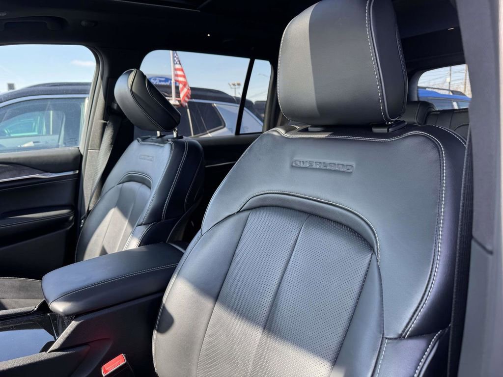 Used 2022 Jeep Grand Cherokee Overland image 26