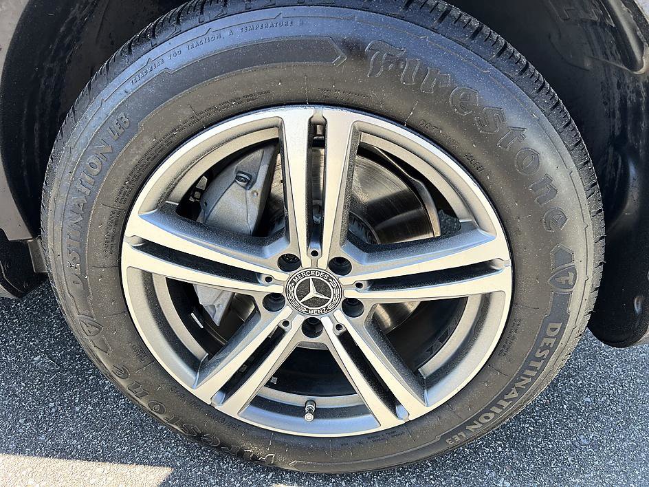 Used 2020 Mercedes-Benz GLC 300 image 12
