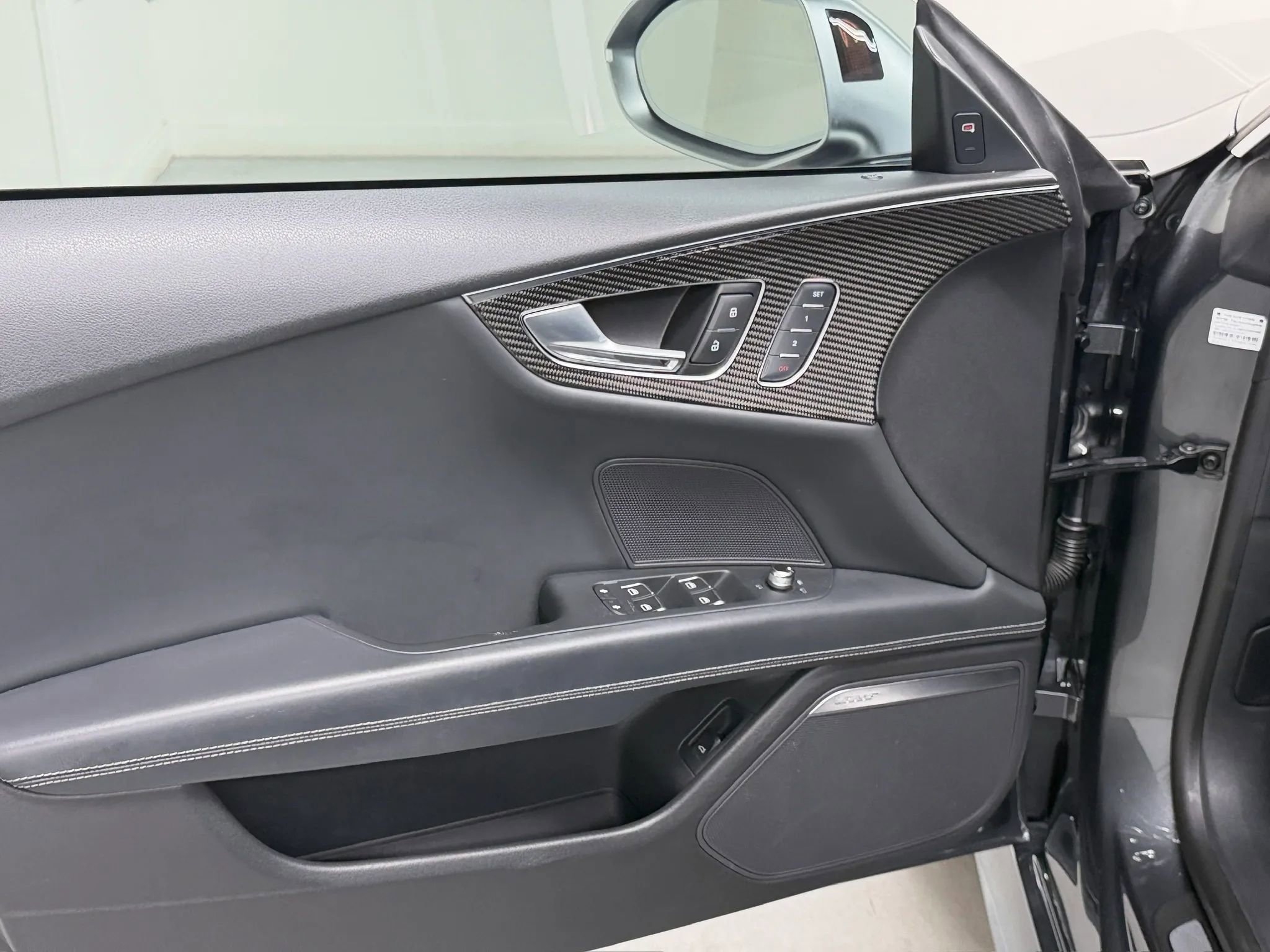 Used 2015 Audi RS 7 Prestige AWD/4WD image 18