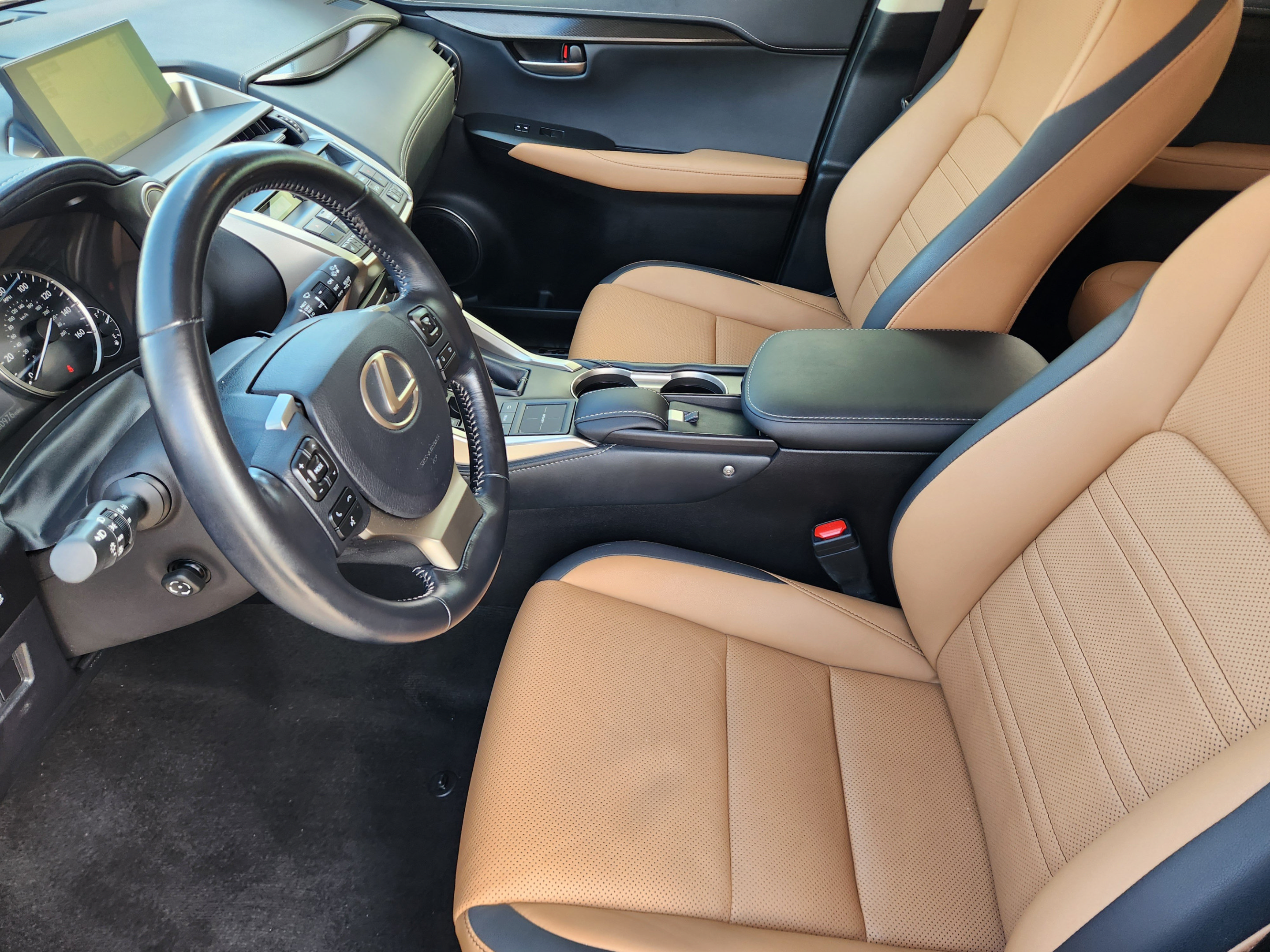 Used 2017 Lexus NX 200t AWD w/ Premium Package image 5