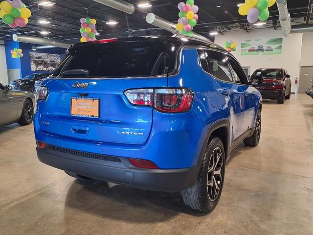 Used 2025 Jeep Compass Limited AWD/4WD image 9