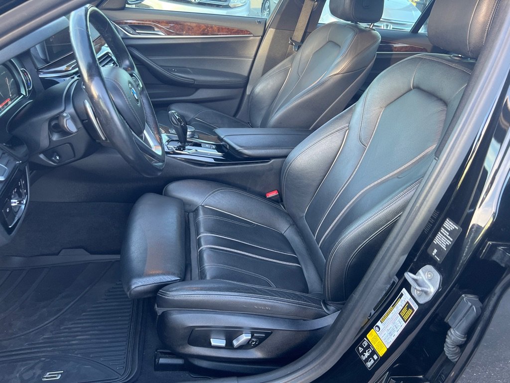 Used 2018 BMW 530i xDrive image 11