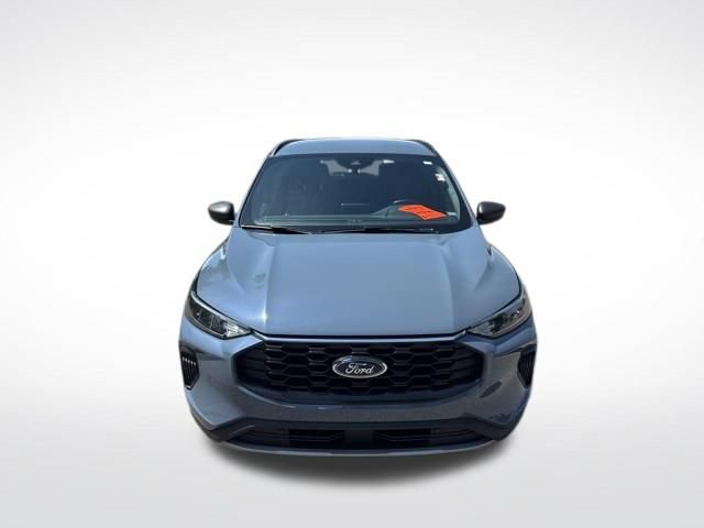 Used 2025 Ford Escape ST-Line FWD image 8