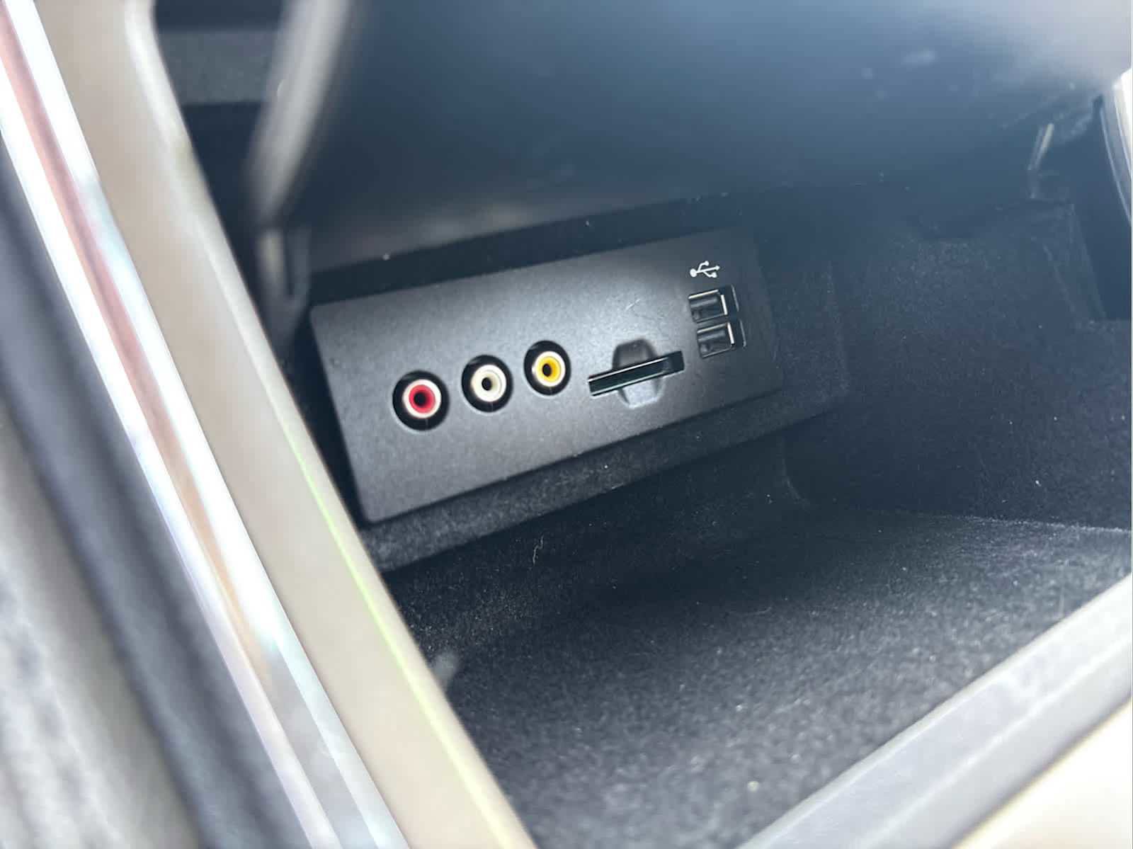 Used 2011 Lincoln MKX AWD w/ 101A Rapid Spec Order Code image 20