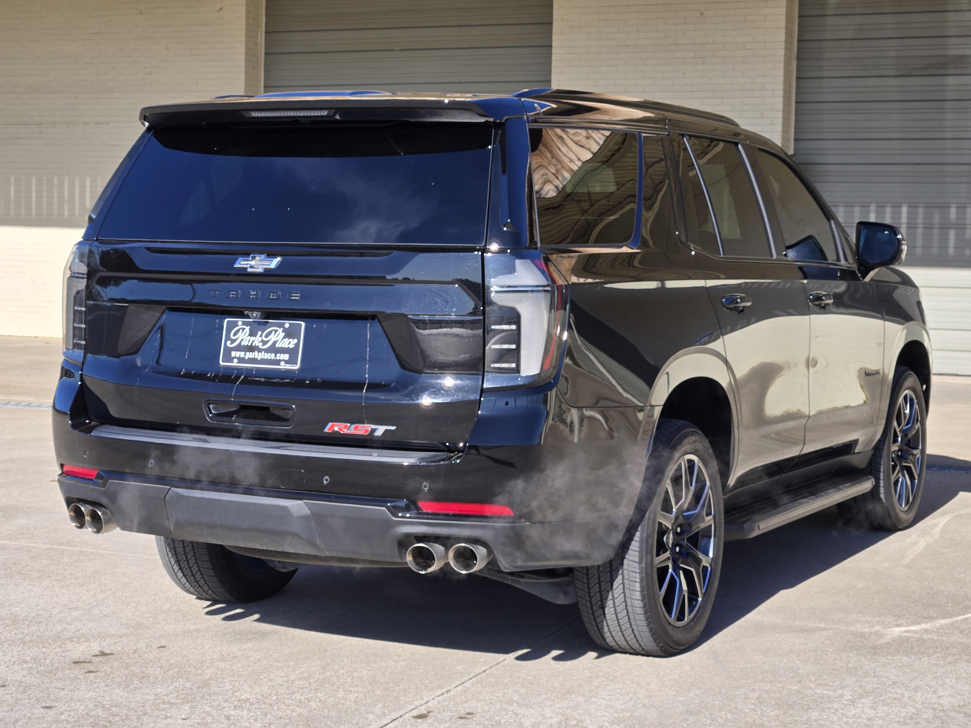Used 2025 Chevrolet Tahoe RST w/ Comfort Package image 9