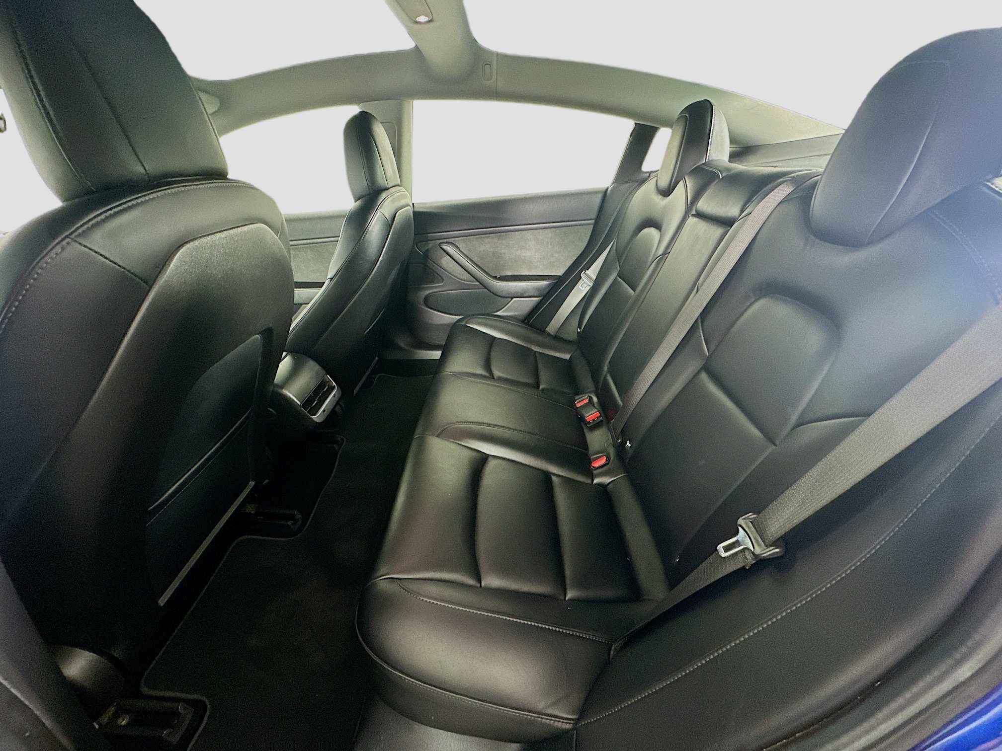 Used 2018 Tesla Model 3 Long Range RWD image 28