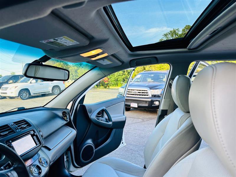 Used 2012 Toyota RAV4 Limited image 29