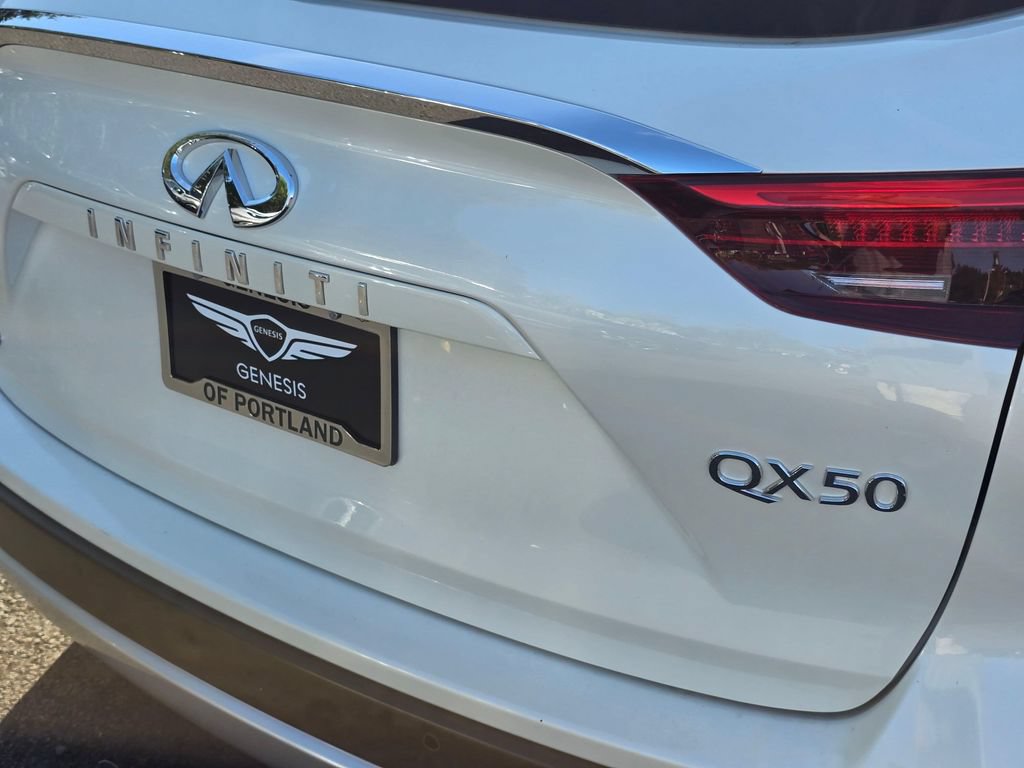 Used 2020 INFINITI QX50 Autograph w/ Tow Package AWD/4WD image 13