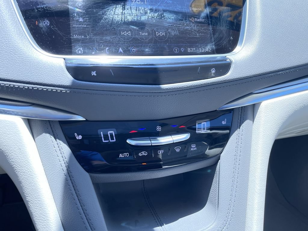 Certified 2025 Cadillac XT5 Premium Luxury AWD/4WD image 35