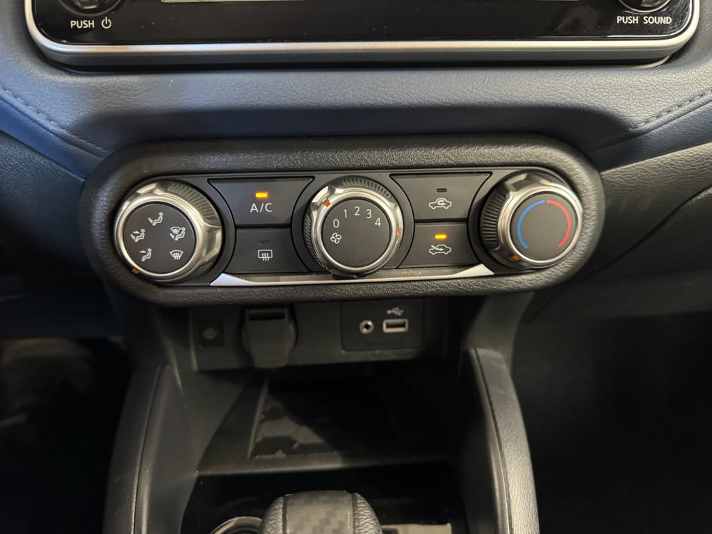 Used 2025 Nissan Versa SV FWD image 22