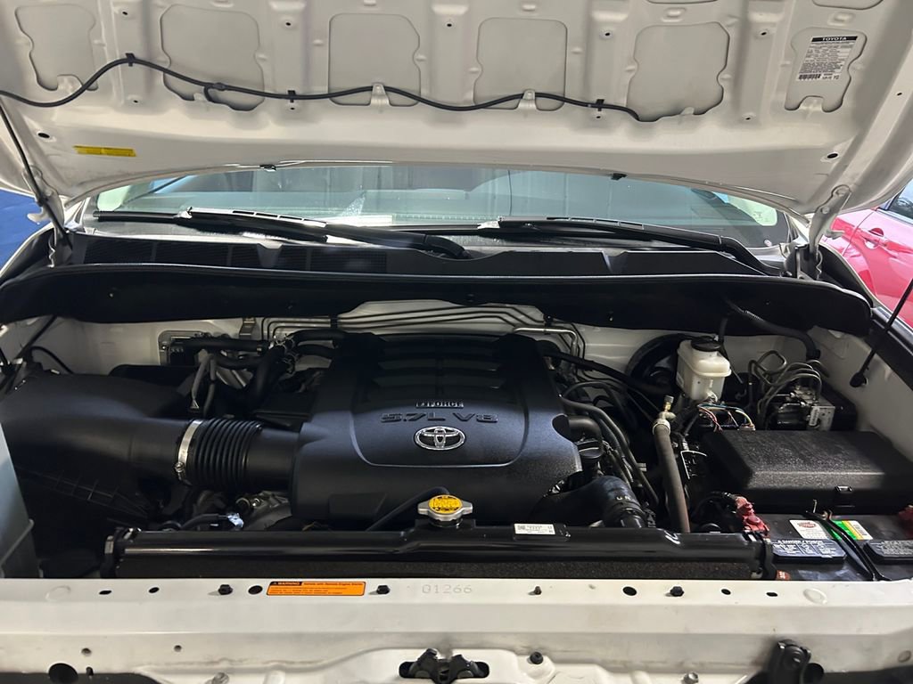 Used 2016 Toyota Sequoia Platinum image 29