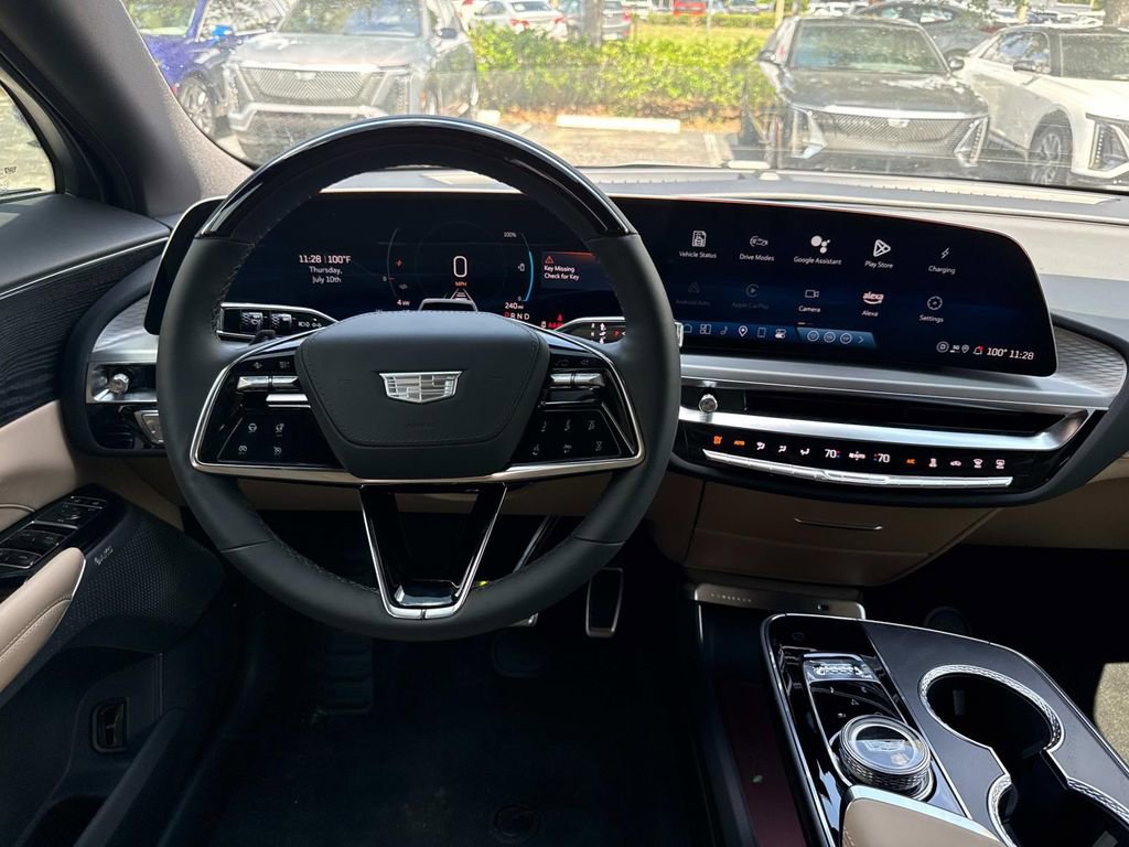New 2025 Cadillac Lyriq Sport w/ Nappa Leather Package image 17