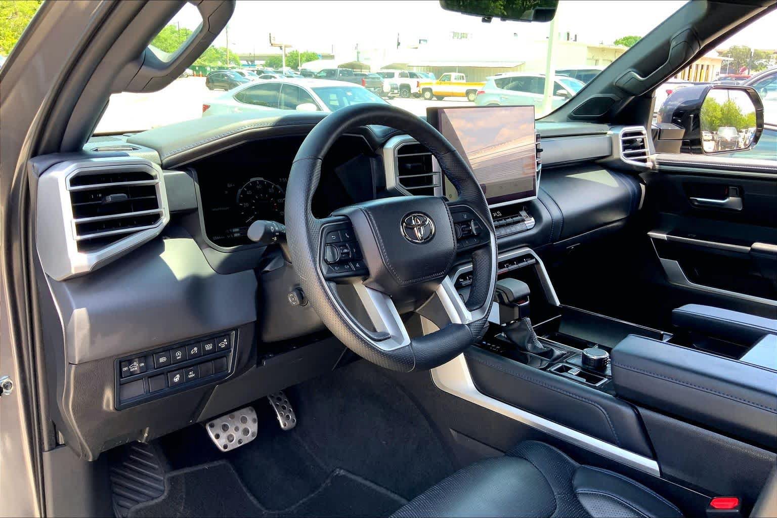 Used 2025 Toyota Tundra Platinum w/ TRD Off-Road Package AWD/4WD image 17