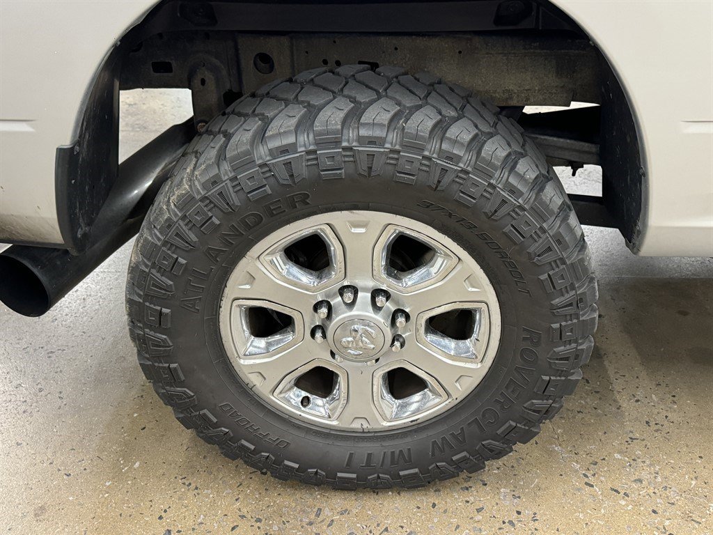 Used 2015 RAM 2500 Tradesman w/ Chrome Appearance Group AWD/4WD image 18