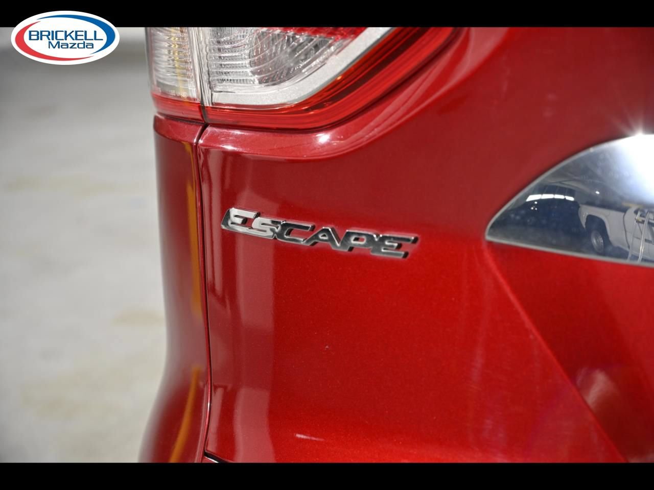 Used 2015 Ford Escape Titanium w/ Equipment Group 301A FWD image 11