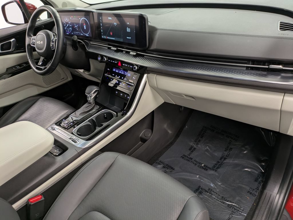 Certified 2024 Kia Carnival SX Prestige FWD image 29