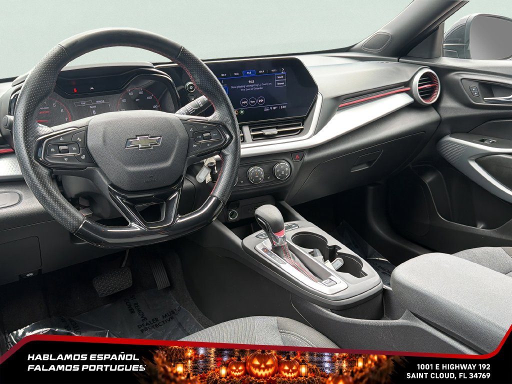 Used 2024 Chevrolet Trax RS w/ Driver Confidence Package FWD image 26