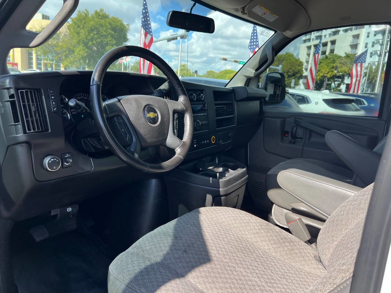 Used 2021 Chevrolet Express 2500 2500 3dr Cargo Van w/ Driver Convenience Package image 9