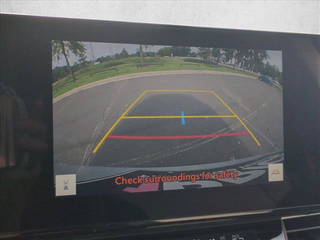 Used 2026 Toyota Sienna Limited AWD/4WD image 14
